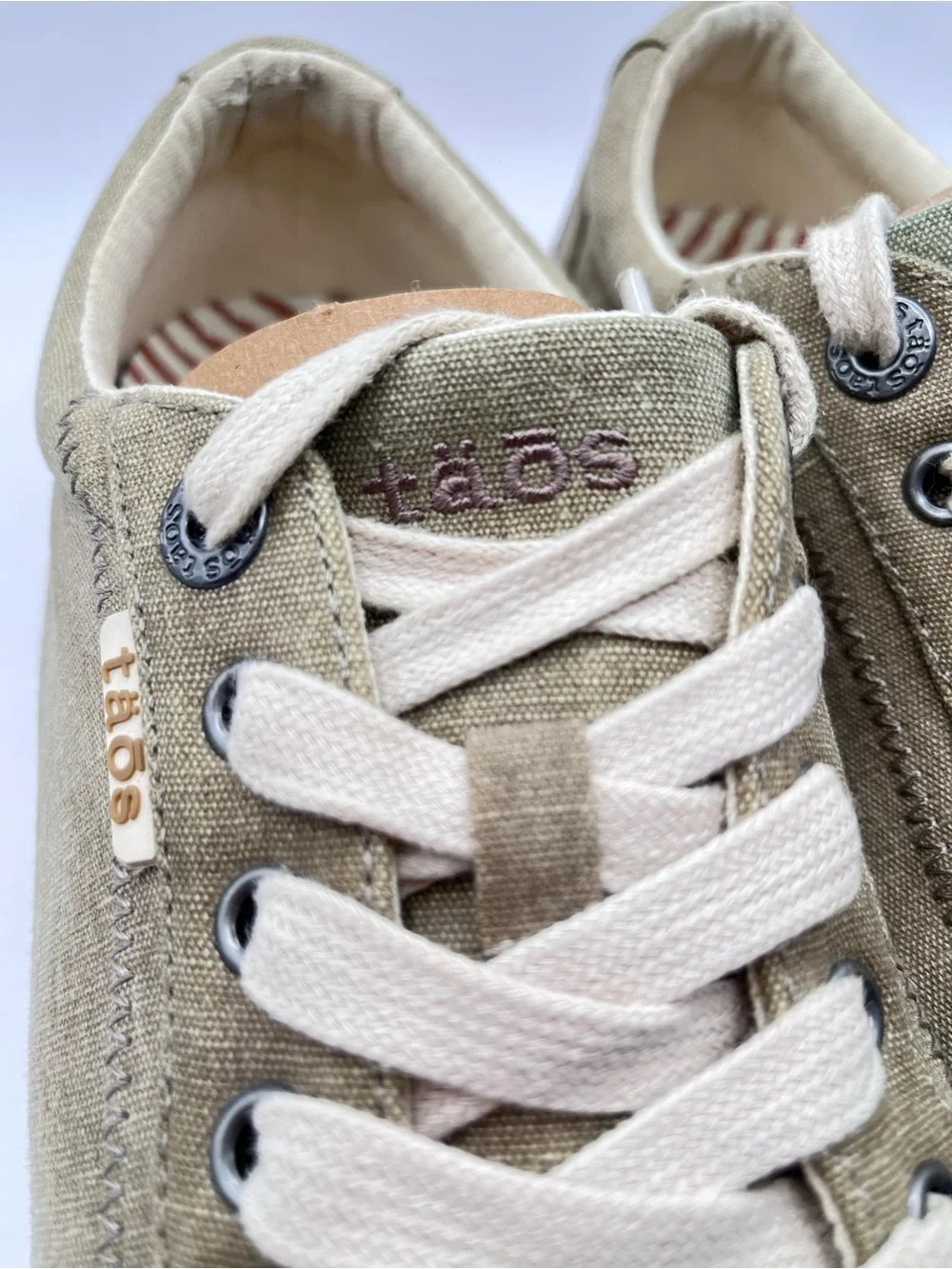 Taos Footwear taos star